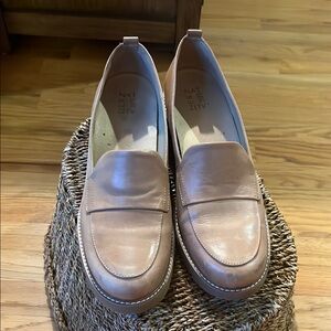 Naturalizer Women's Tan Loafers 12 Wide